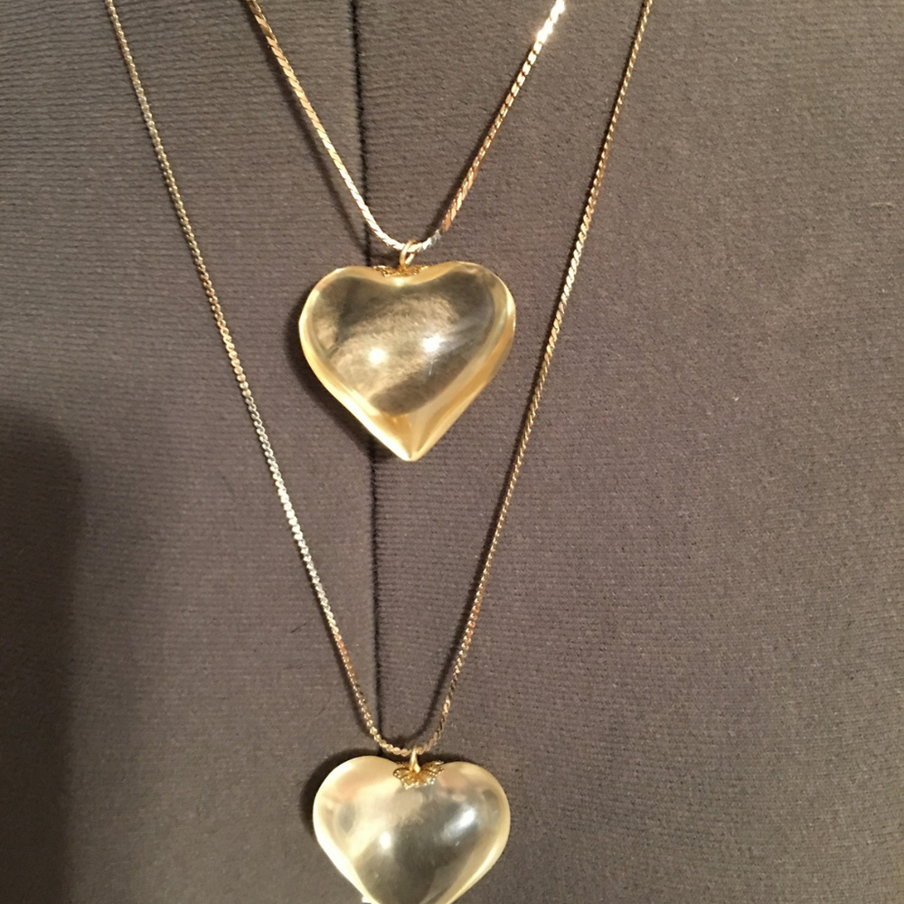 Chunky Vintage Lucite Puffy Heart Pendant Necklace - Picture 5 of 5